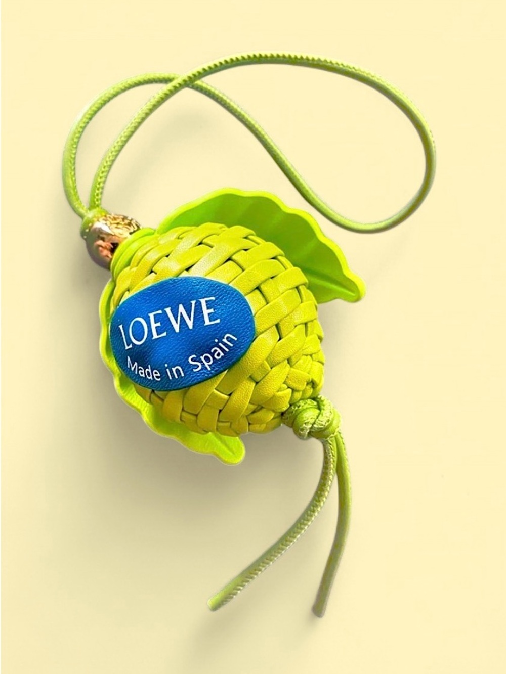 👜🍋 🆕 Loewe Bag Charm 🍋🟩👜